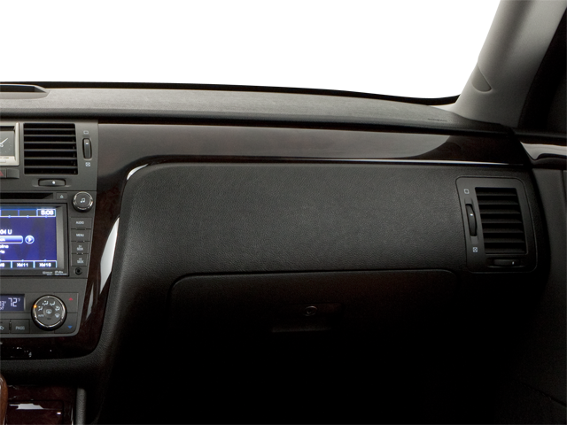 2011 Cadillac DTS Premium