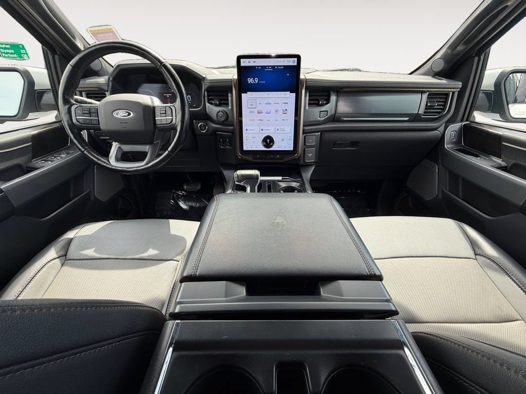 2023 Ford F-150 Lightning LARIAT