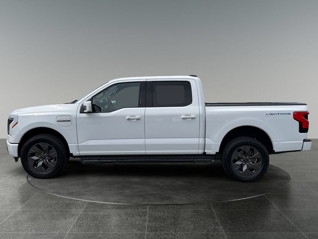 2023 Ford F-150 Lightning LARIAT