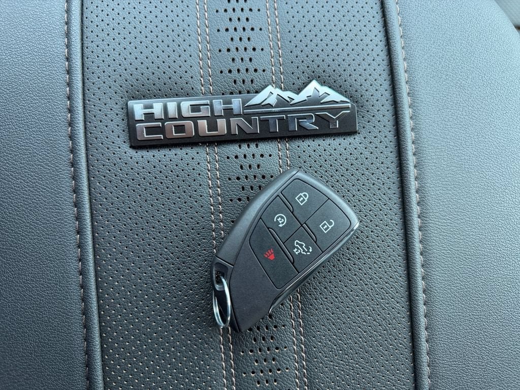2026 Chevrolet Silverado 3500 HD High Country DRW