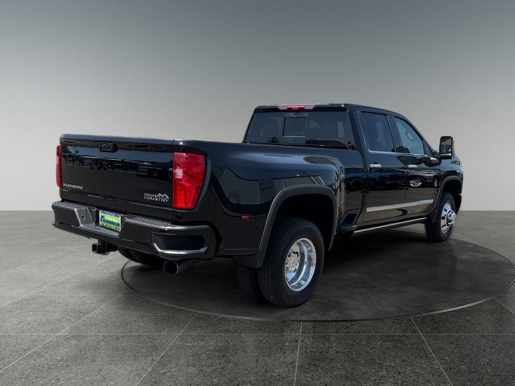 2026 Chevrolet Silverado 3500 HD High Country DRW