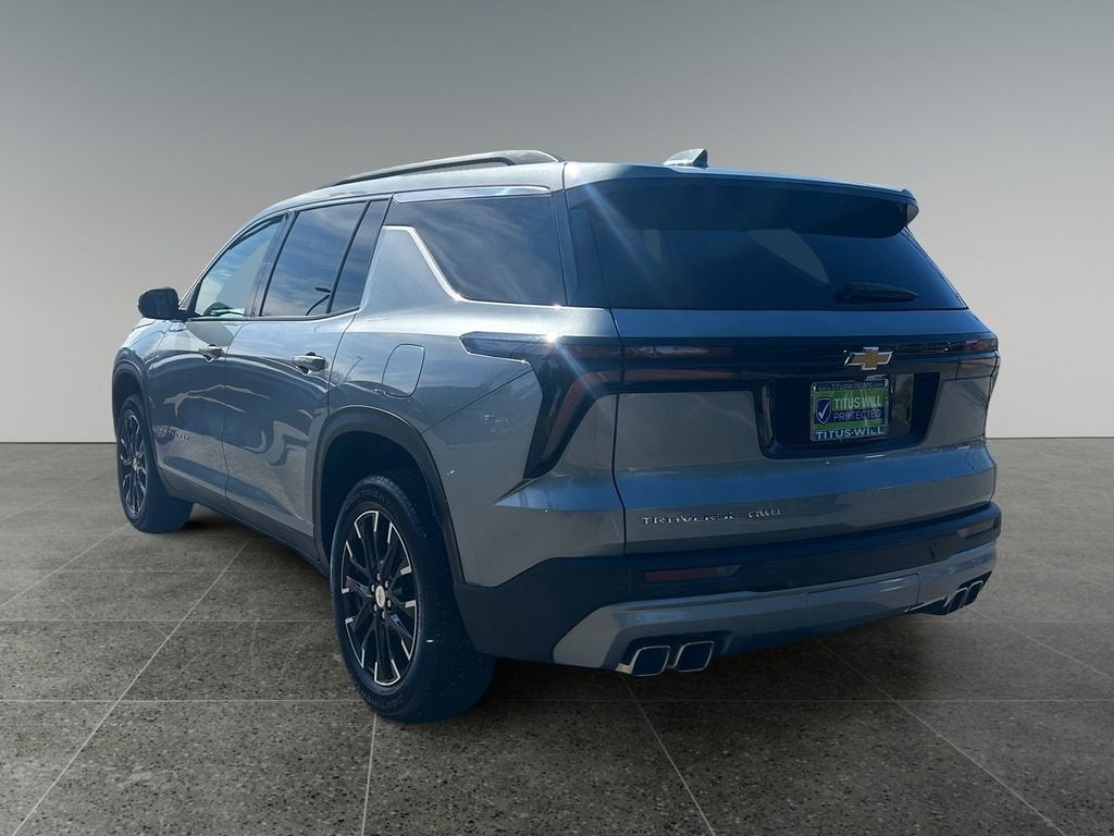 2025 Chevrolet Traverse LT