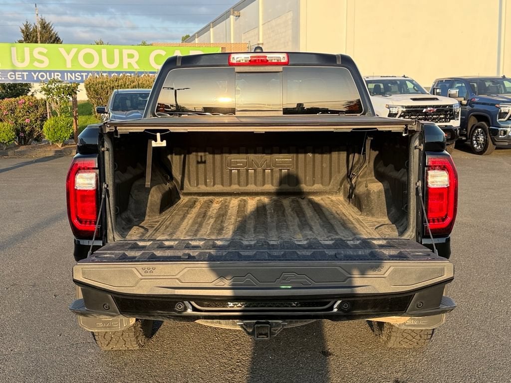 2023 GMC Canyon AT4