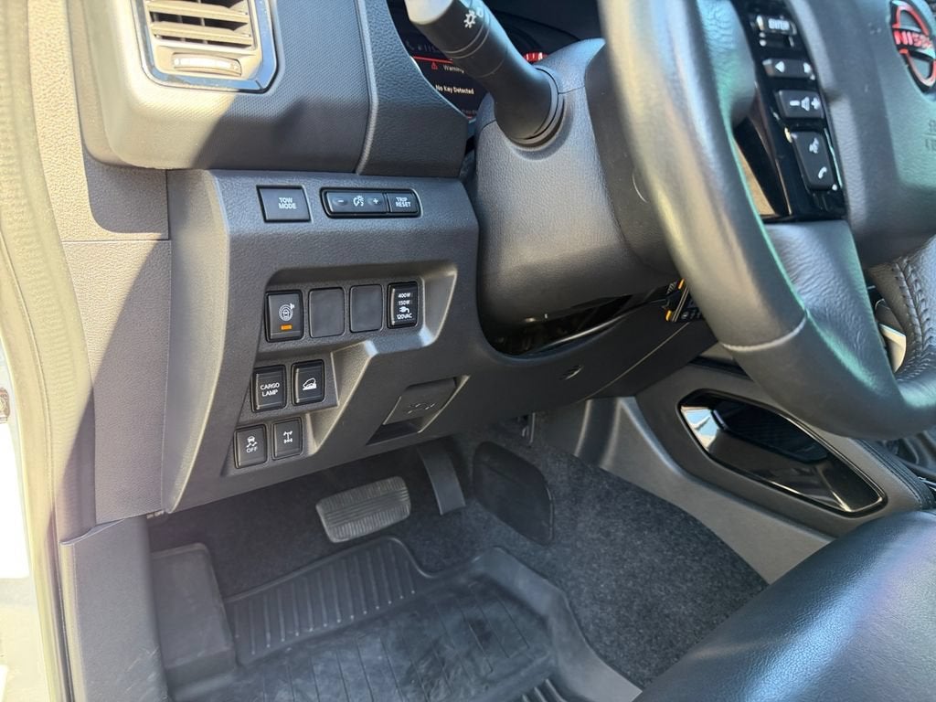 2022 Nissan Frontier Crew Cab PRO-4X 4x4