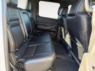 2022 Nissan Frontier Crew Cab PRO-4X 4x4