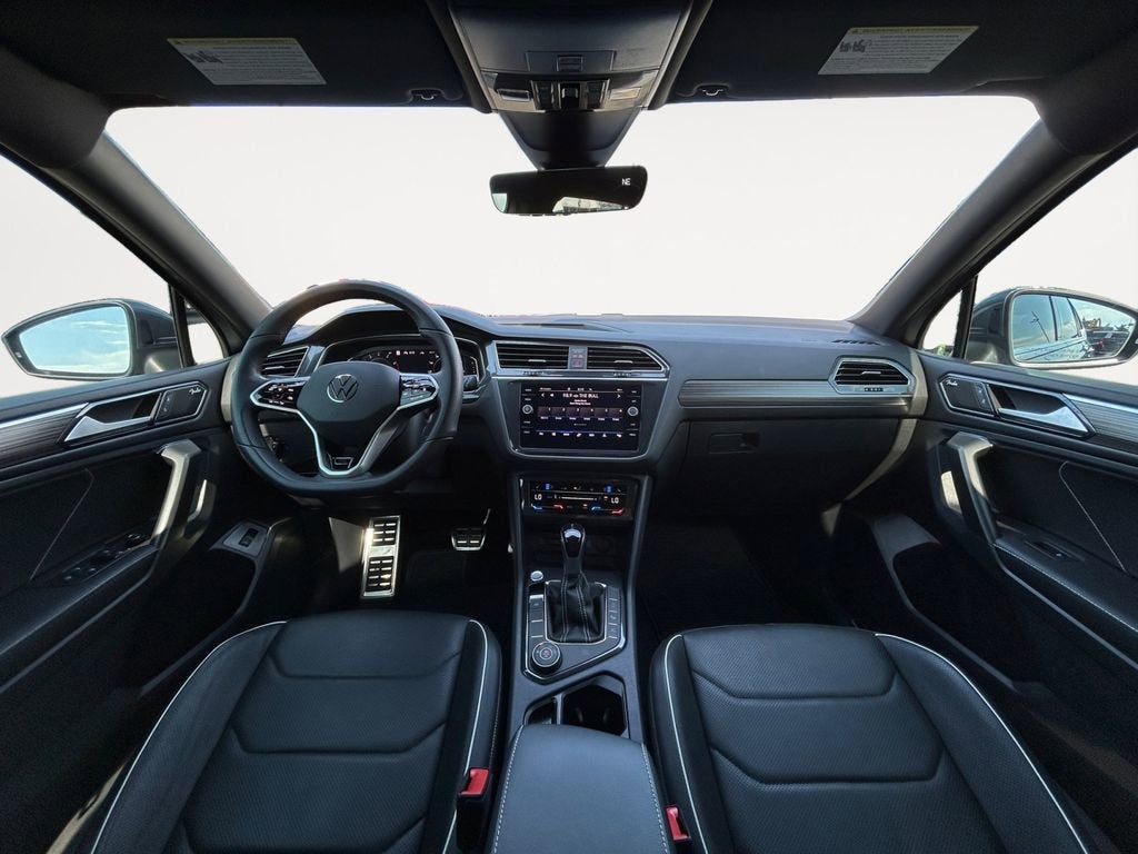 2022 Volkswagen Tiguan SEL R-Line