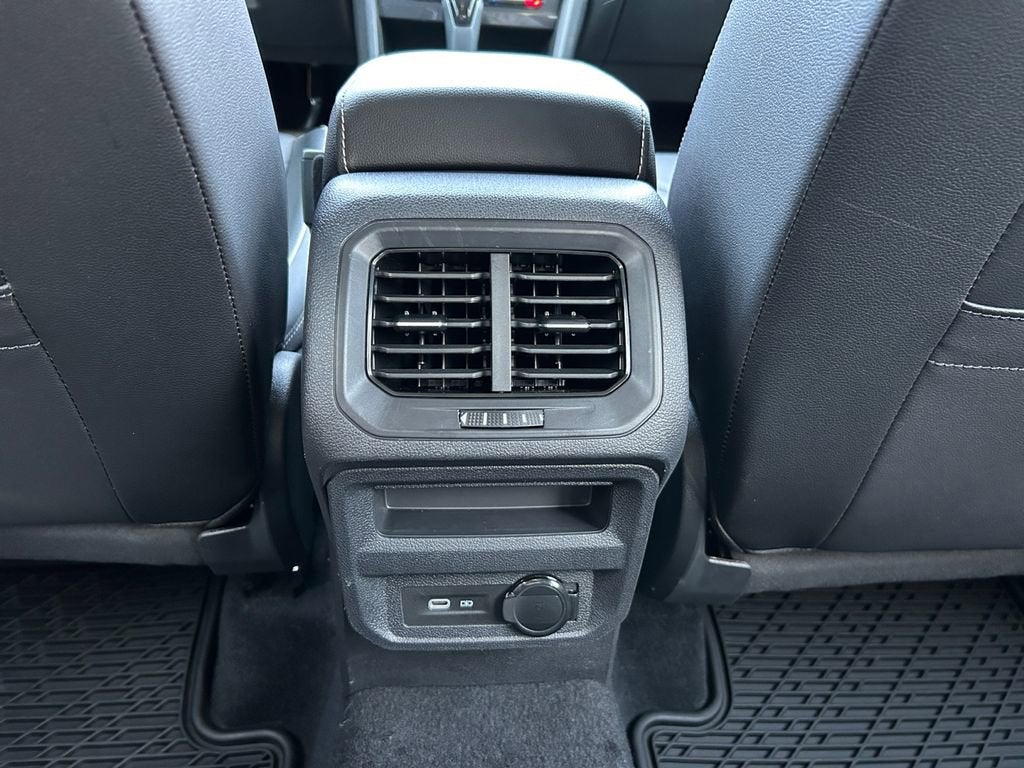 2022 Volkswagen Tiguan SEL R-Line