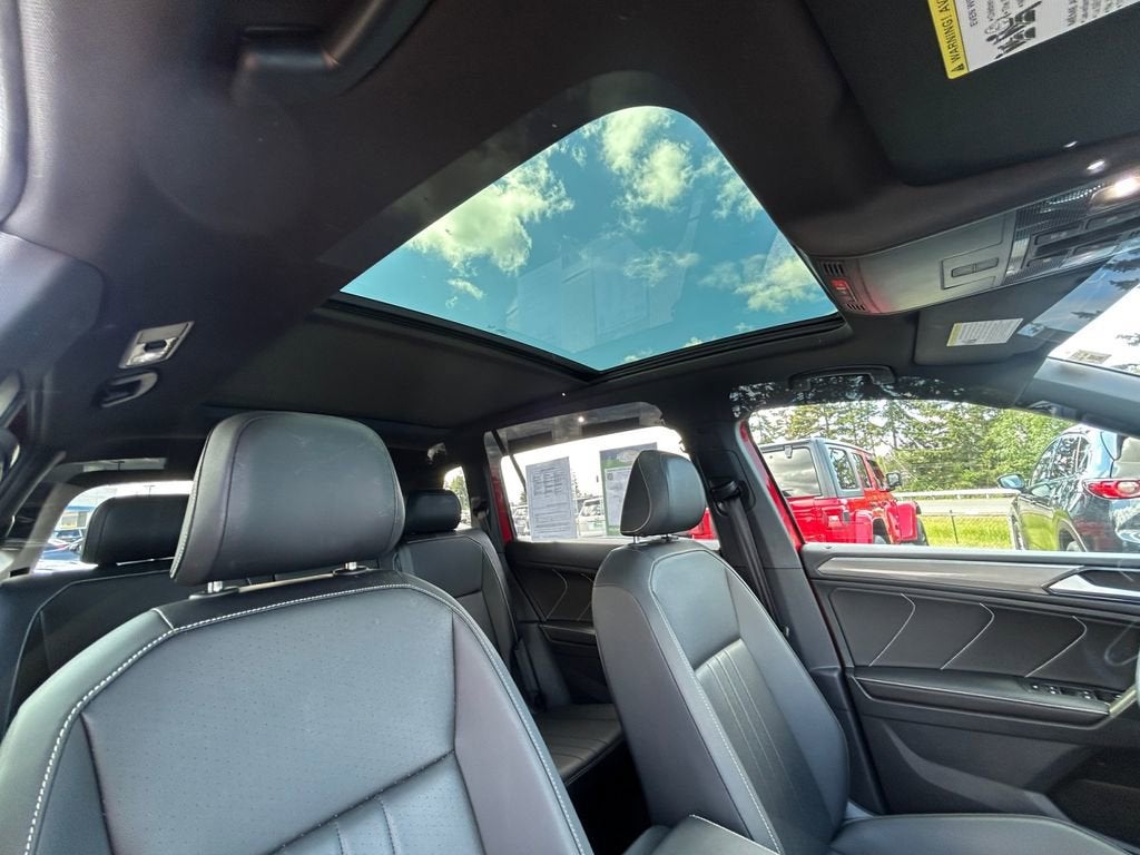 2024 Volkswagen Tiguan SE R-Line Black