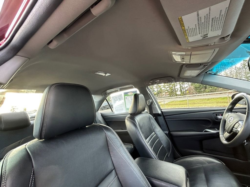 2017 Toyota Camry Hybrid LE