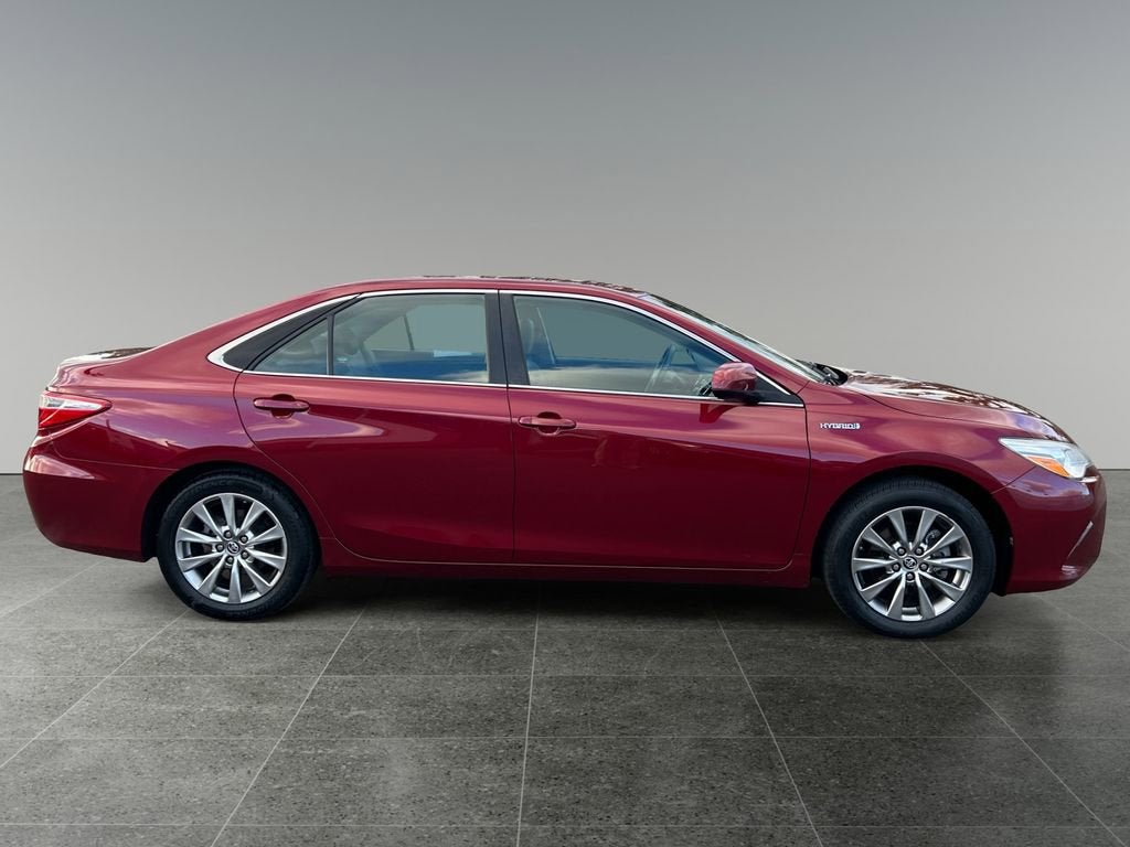2017 Toyota Camry Hybrid LE