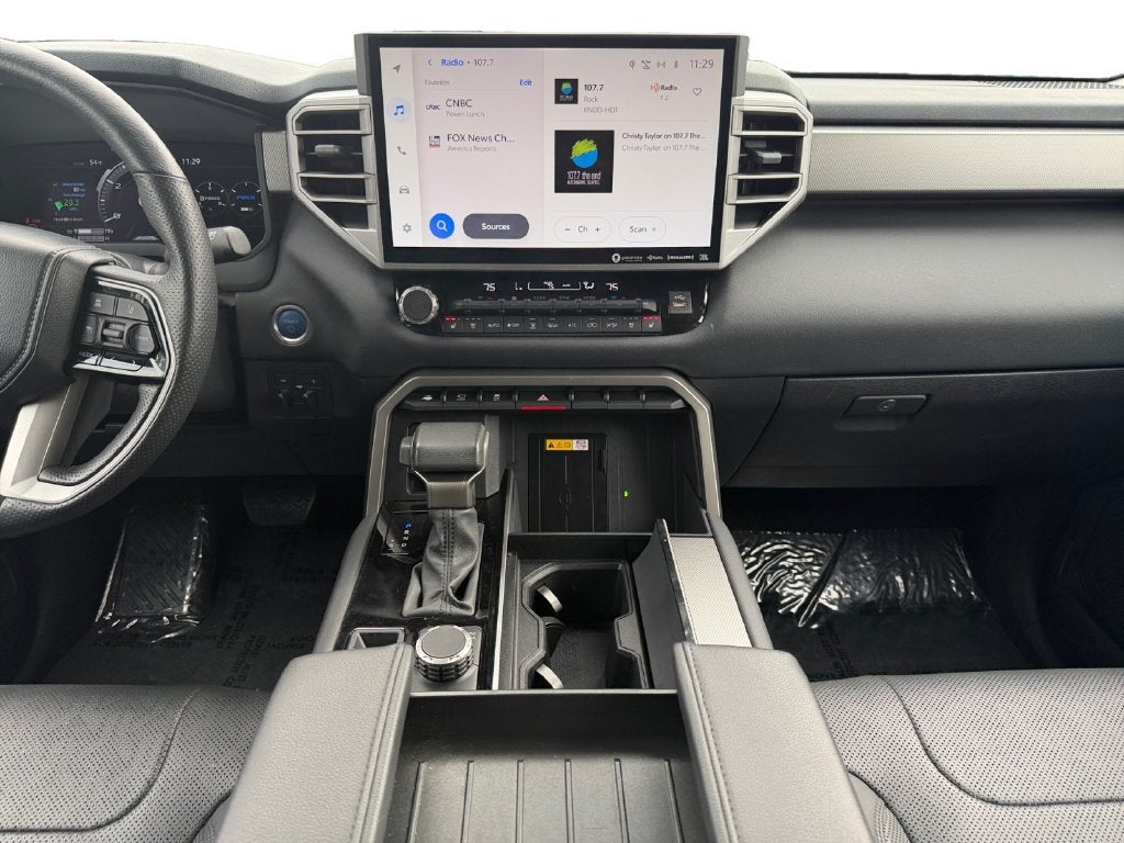 2023 Toyota Sequoia SR5