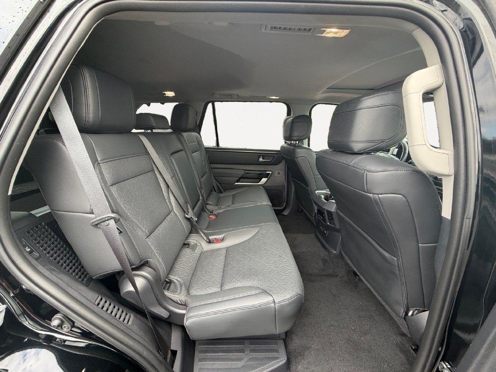 2023 Toyota Sequoia SR5