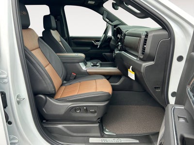 2025 Chevrolet Silverado 3500 HD High Country