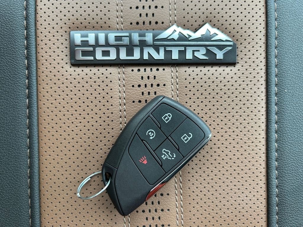 2025 Chevrolet Silverado 3500 HD High Country