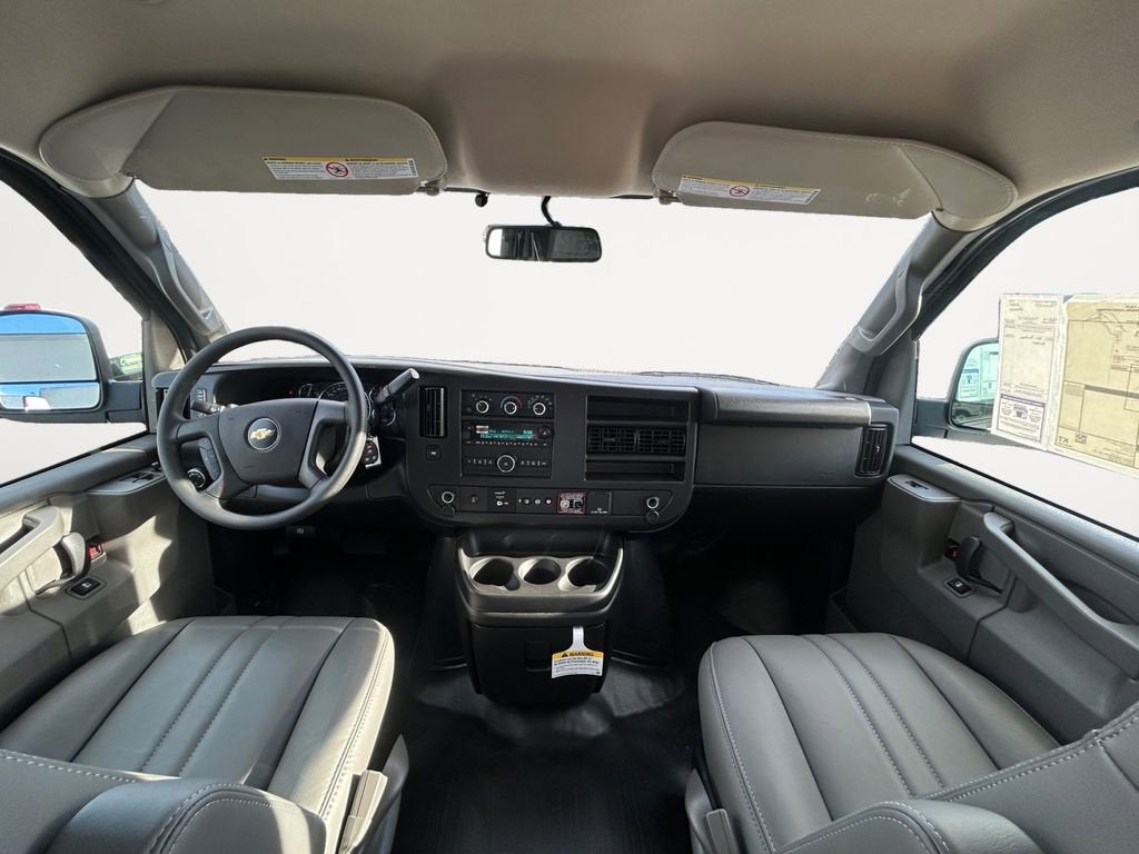 2025 Chevrolet Express Cargo 2500 WT