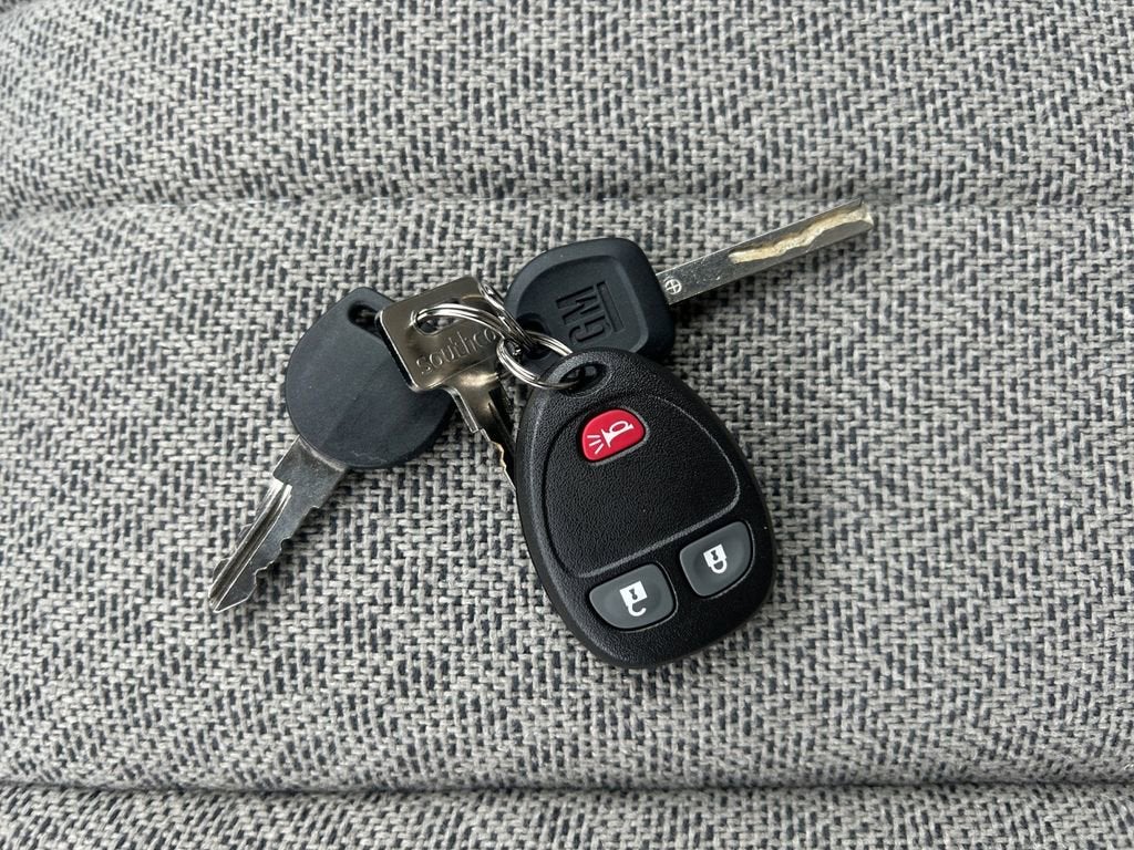 2025 GMC Savana Cutaway 3500 1WT