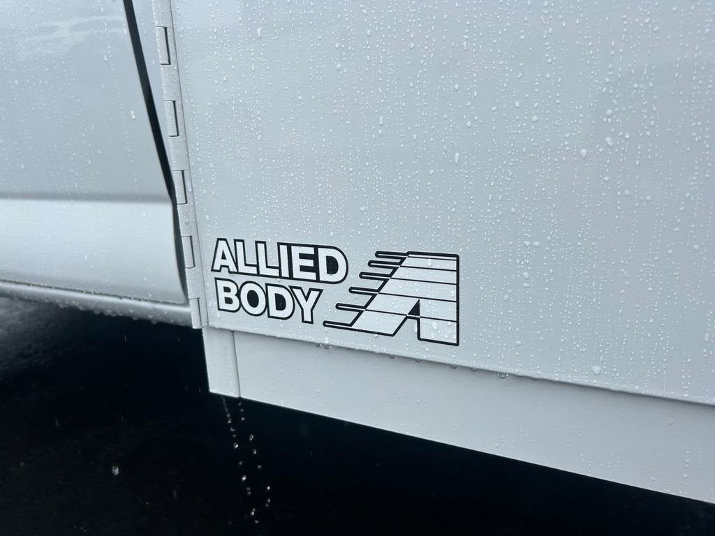 2025 GMC Savana Cutaway 3500 1WT