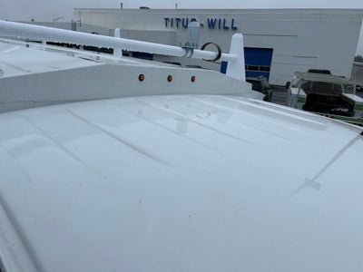 2025 GMC Savana Cutaway 3500 1WT