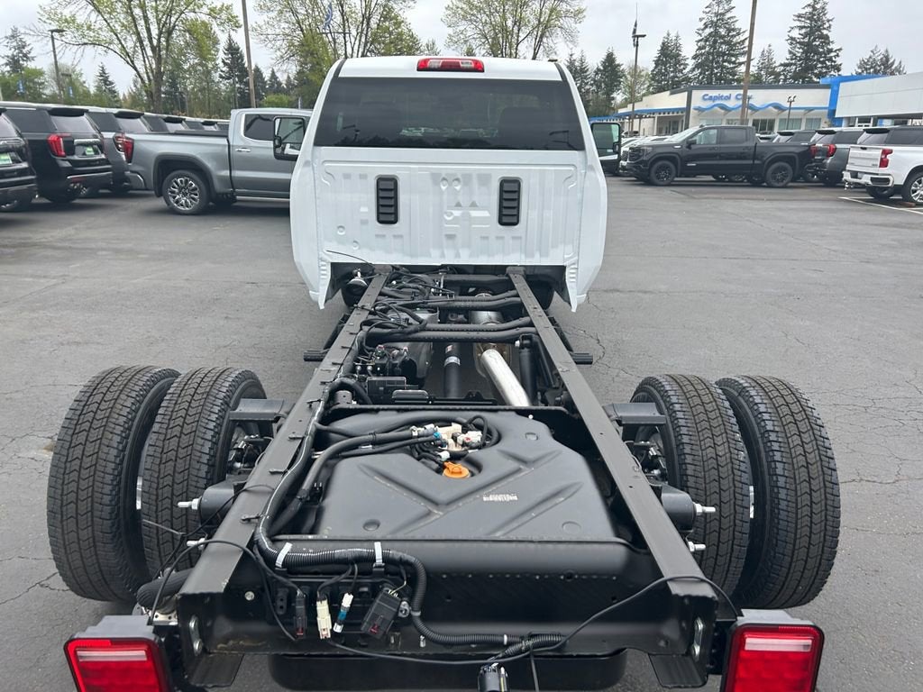 2026 GMC Sierra 3500 HD Chassis Cab Pro
