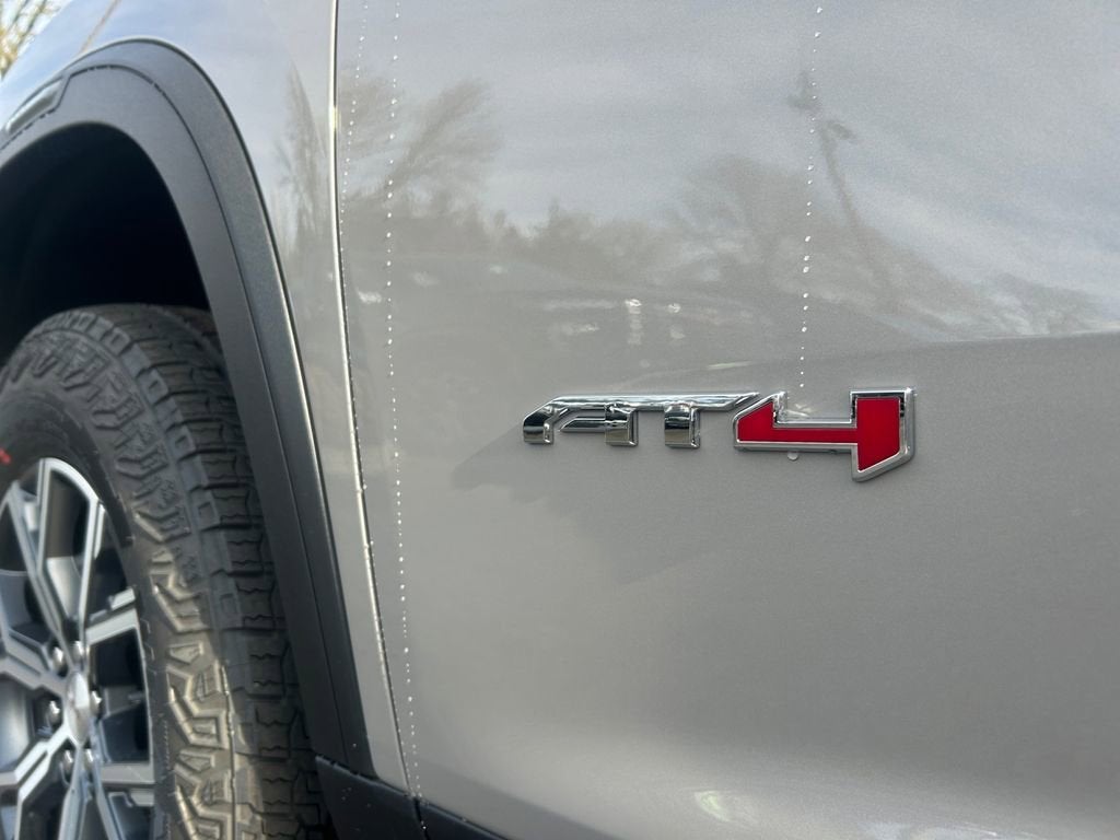 2026 GMC Acadia AT4