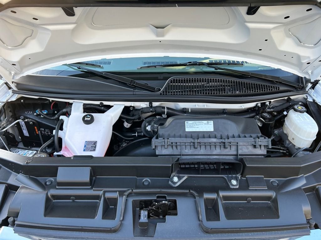 2025 GMC Savana Cargo 2500 Work Van