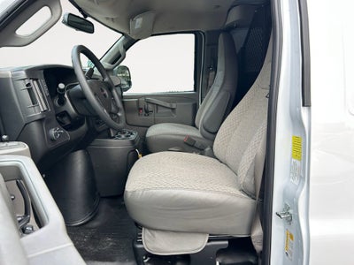 2025 GMC Savana Cargo 2500 Work Van