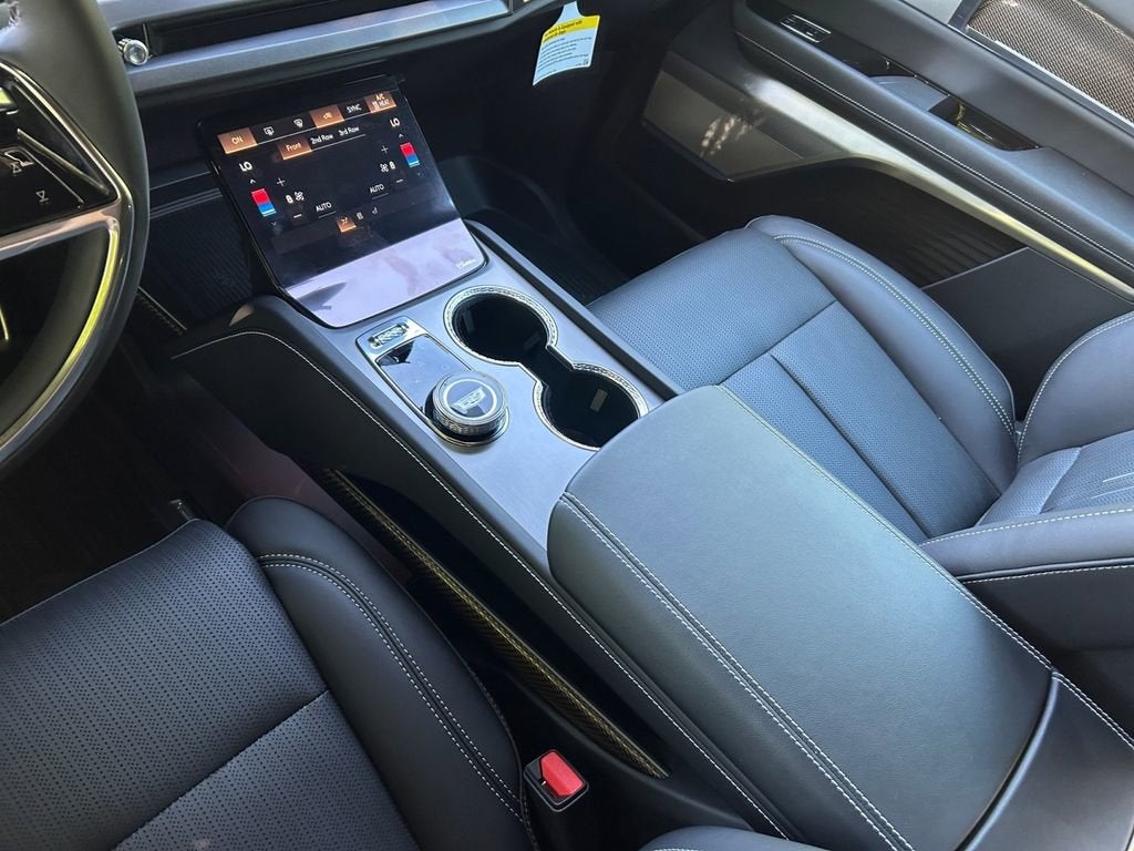 2026 Cadillac VISTIQ Luxury