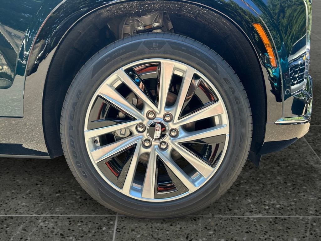 2026 Cadillac VISTIQ Luxury