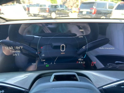 2026 Cadillac VISTIQ Luxury