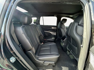 2026 Cadillac VISTIQ Platinum