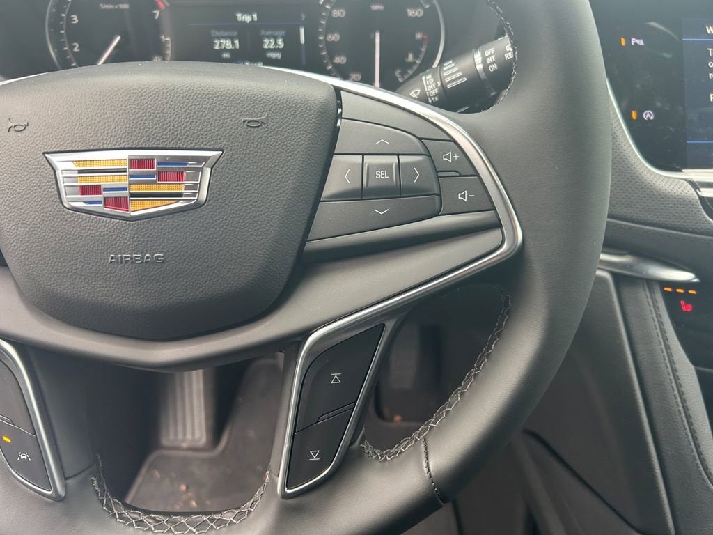 2026 Cadillac XT5 Luxury