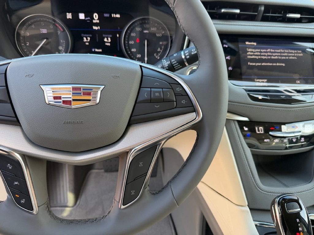 2026 Cadillac XT5 Premium Luxury
