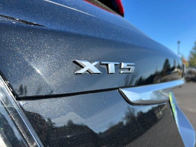 2025 Cadillac XT5 Sport