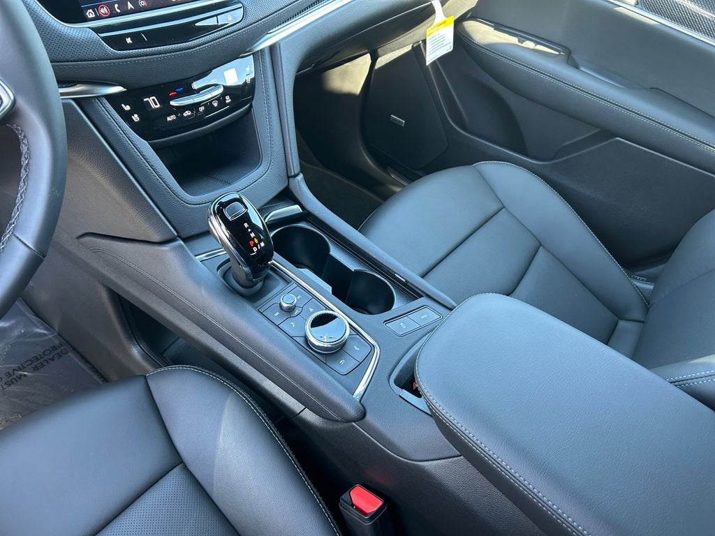 2026 Cadillac XT5 Sport