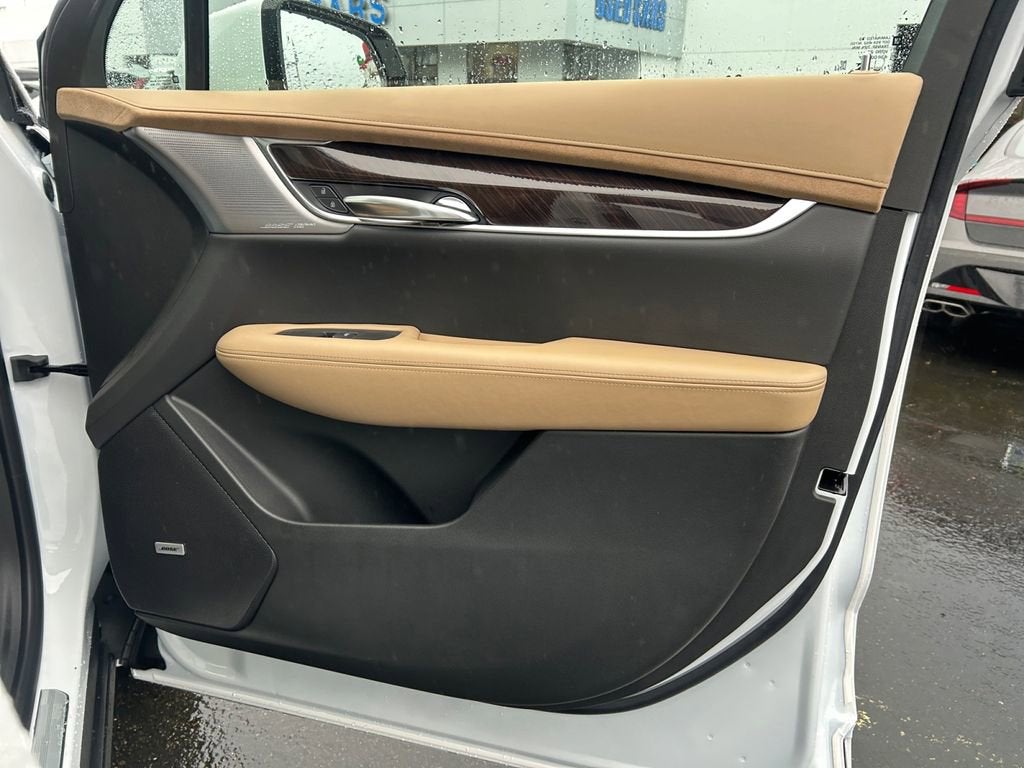 2025 Cadillac XT6 Sport