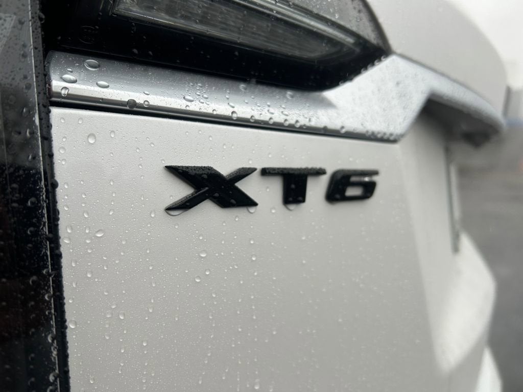 2025 Cadillac XT6 Sport