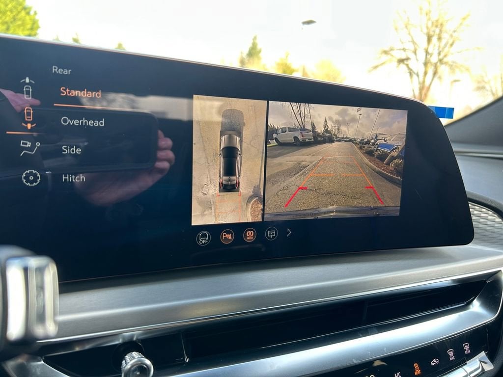 2026 Cadillac LYRIQ Sport