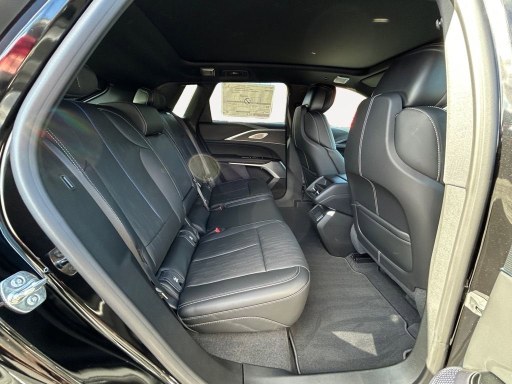 2026 Cadillac LYRIQ Premium Sport