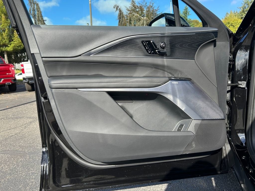 2026 Cadillac LYRIQ Premium Sport