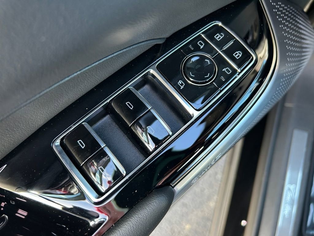 2026 Cadillac LYRIQ Premium Sport