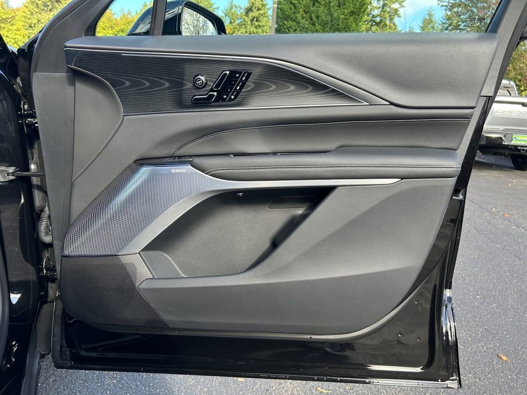 2026 Cadillac LYRIQ Premium Sport