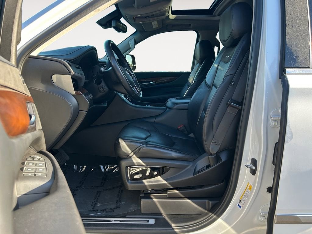 2020 Cadillac Escalade Luxury