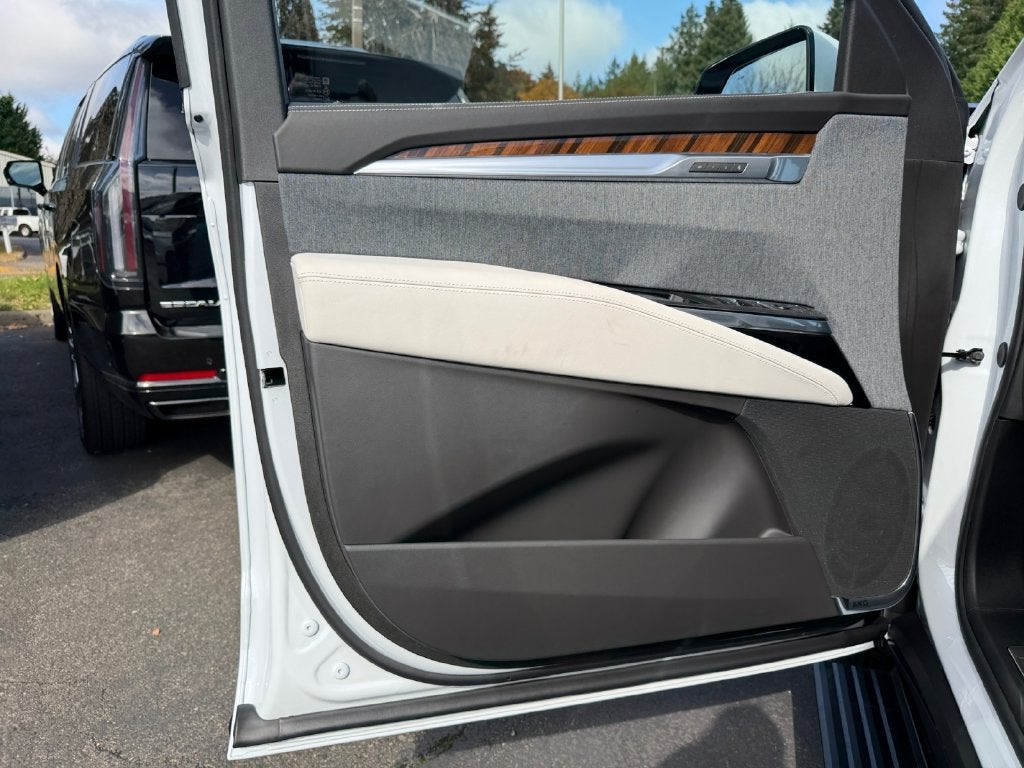 2026 Cadillac Escalade Platinum Sport