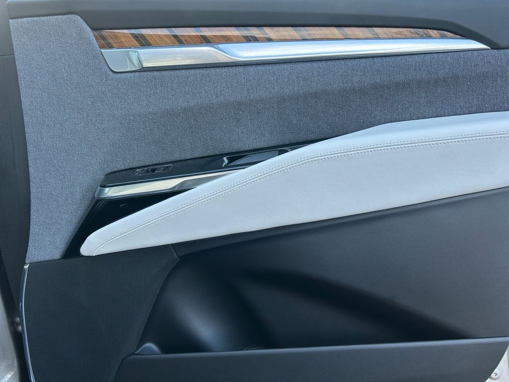 2025 Cadillac Escalade ESV Premium Luxury Platinum