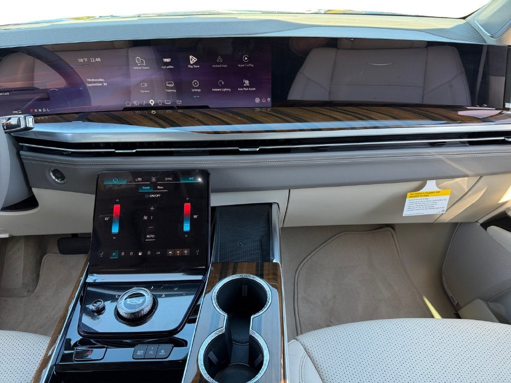 2026 Cadillac Escalade ESV Platinum Sport