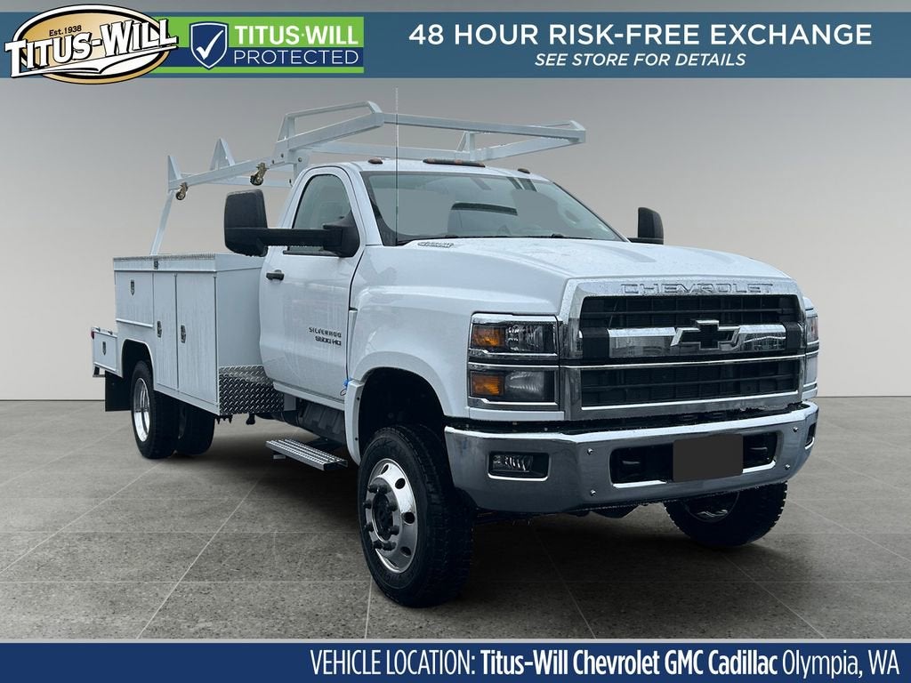 2024 Chevrolet Silverado 5500 HD Work Truck