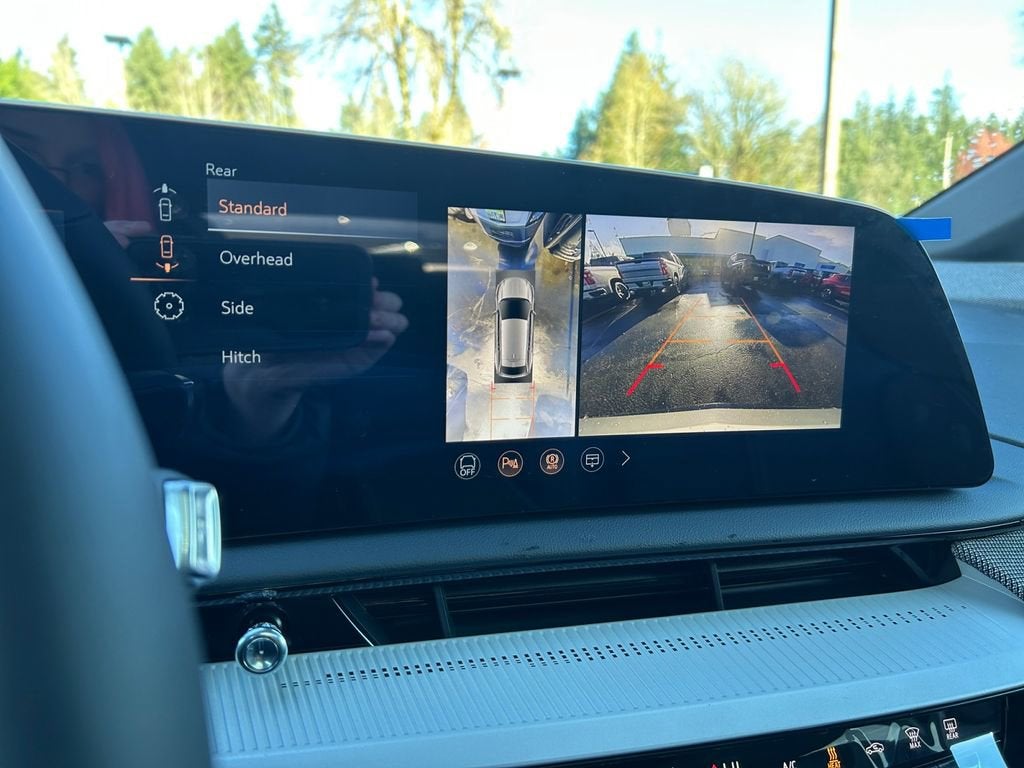 2026 Cadillac OPTIQ Luxury