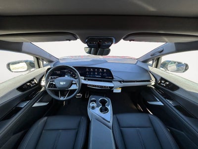2025 Cadillac OPTIQ Luxury 1