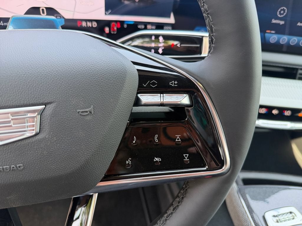 2027 Cadillac OPTIQ Premium Luxury