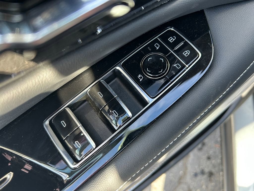 2025 Cadillac OPTIQ Sport 2